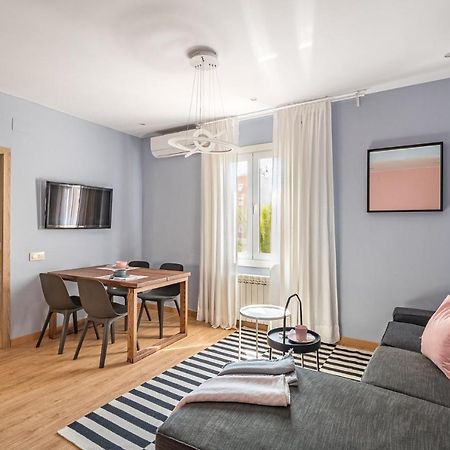 Three Bedrooms Apartment 바르셀로나 외부 사진