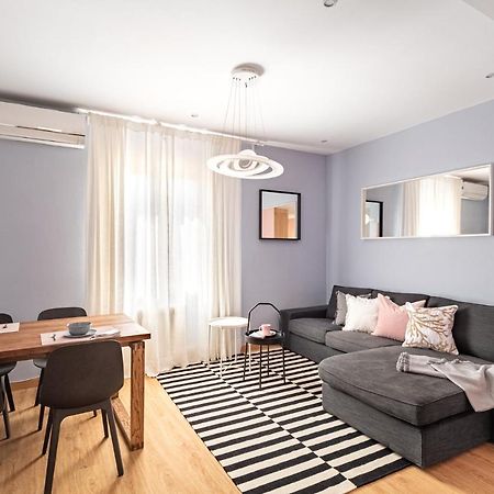 Three Bedrooms Apartment 바르셀로나 외부 사진